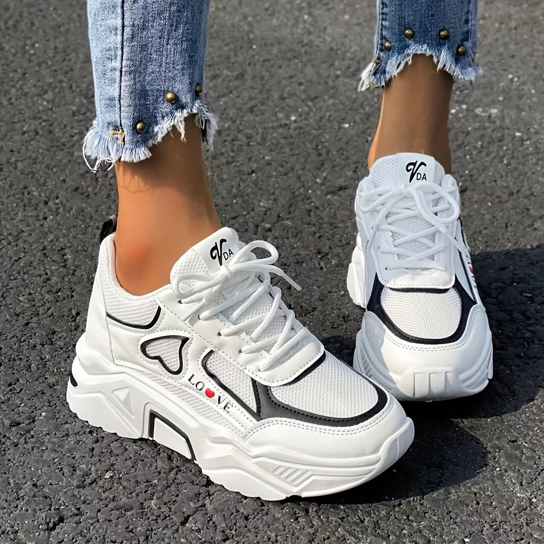 Baskets Légères Cœur Lacets Femme - Style Décontracté-Chaussures-PARIS FEMME