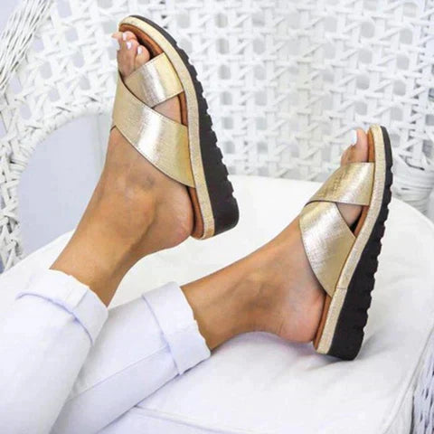 Tarah - Sandales fines avec des brides croisées-Sandales-PARIS FEMME