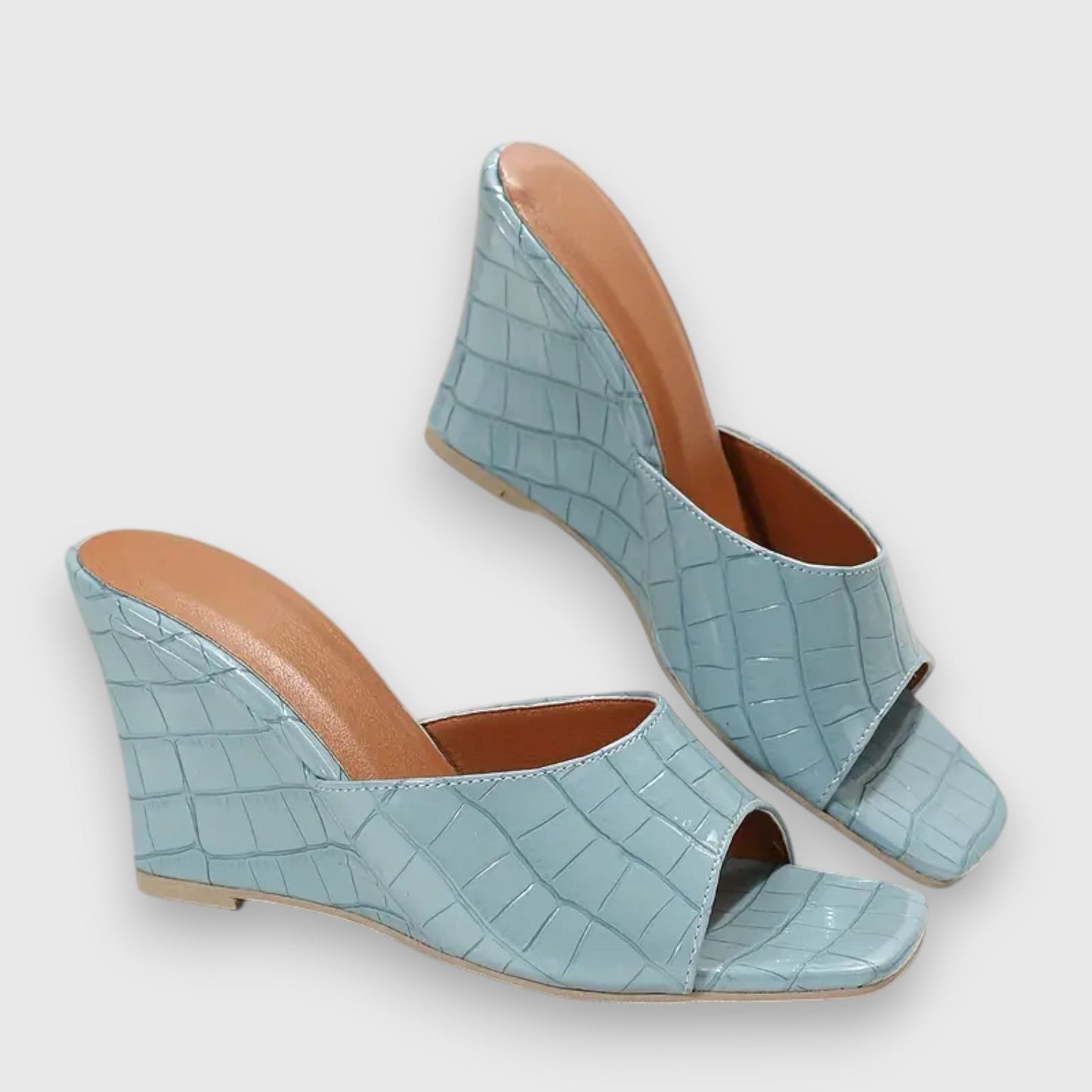 Lucy - Sandales à plateforme carrées à texture crocodile-Sandales-PARIS FEMME