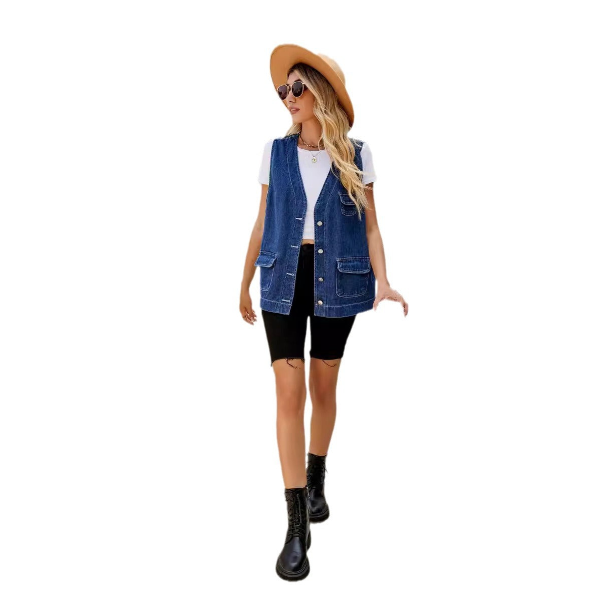 Veste en denim pour femmes au design oversized décontracté avec des poches pratiques et des détails de boutons Chic und Stil-Jeans Outfit-PARIS FEMME