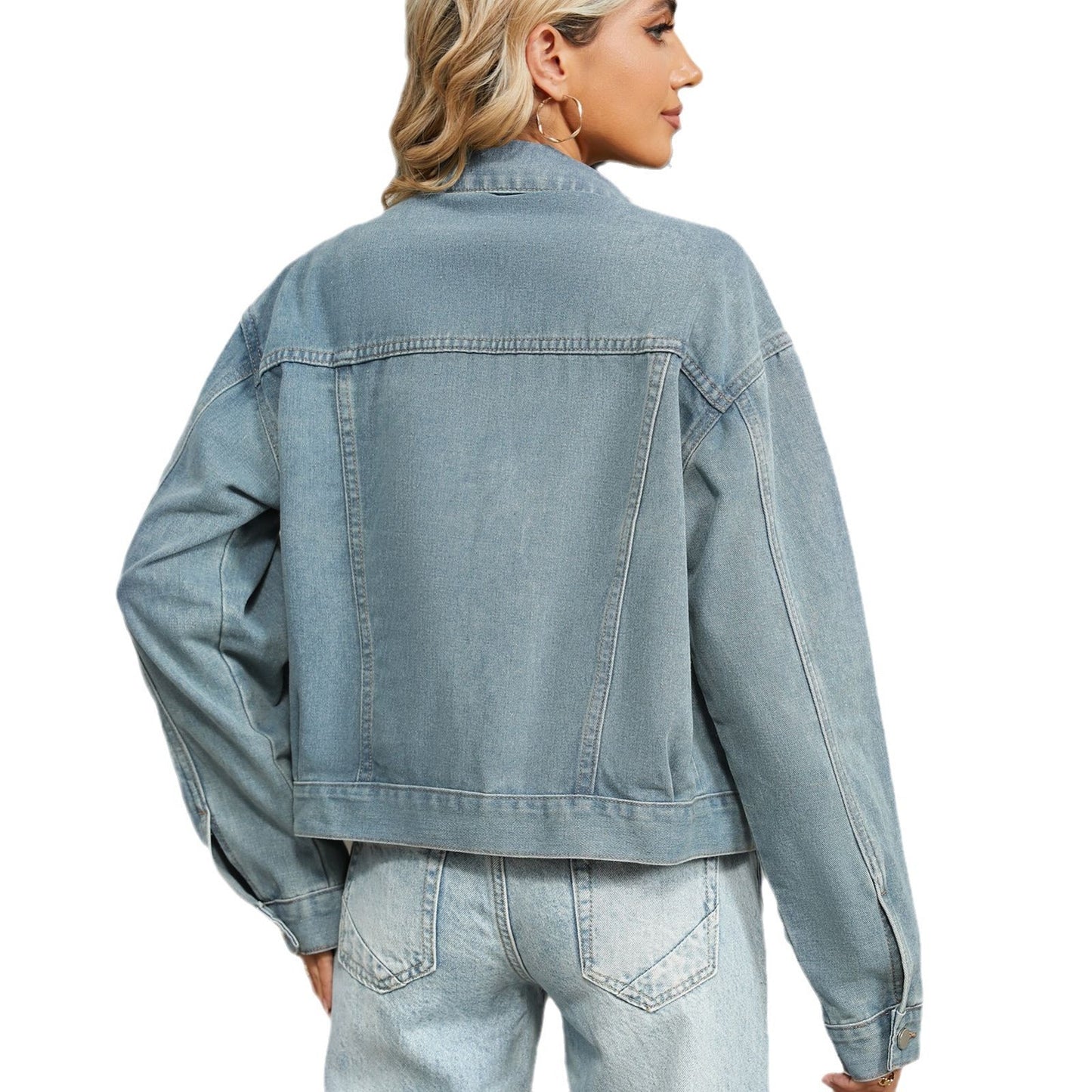 Veste en denim pour femmes avec des strass scintillants et une coupe moderne Chic und Stil-Jeans Outfit-PARIS FEMME