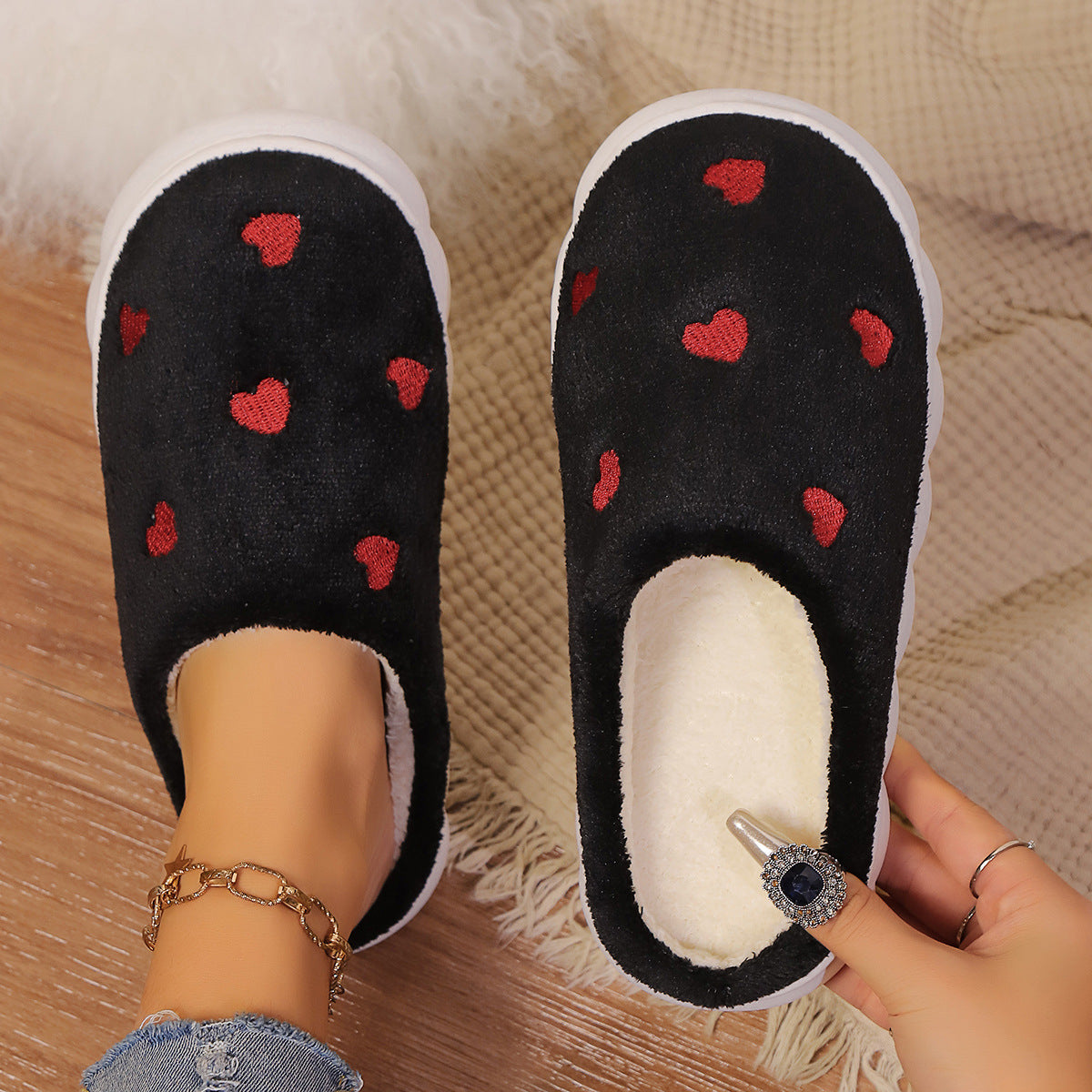 Chaussons femme laine polaire - imprimé cœur - confort-Chaussures-PARIS FEMME