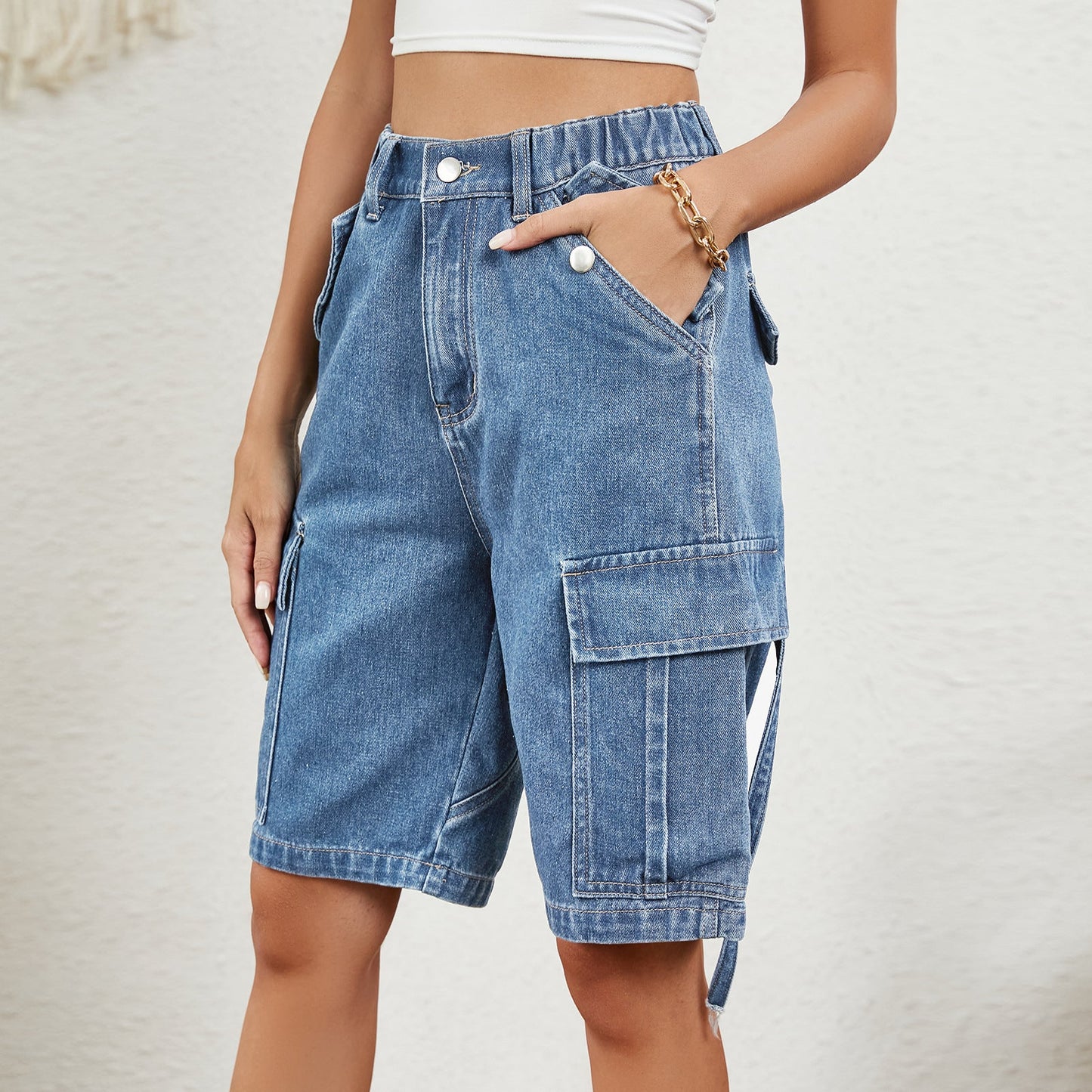 Shorts cargo femmes taille haute avec poches latérales pratiques Chic und Stil-Short en jean-PARIS FEMME