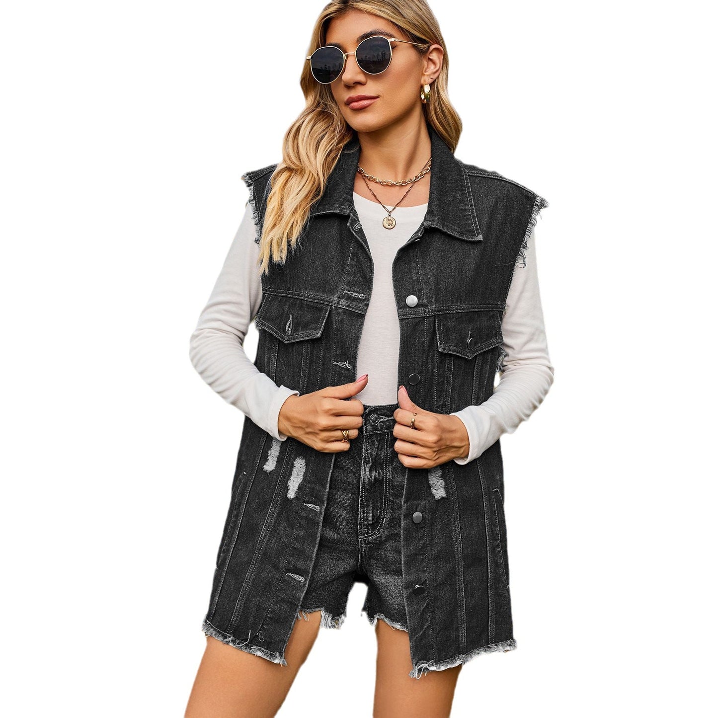 Veste en denim pour femmes au coupe décontracté avec franges et poches pratiques Chic und Stil-Jeans Outfit-PARIS FEMME