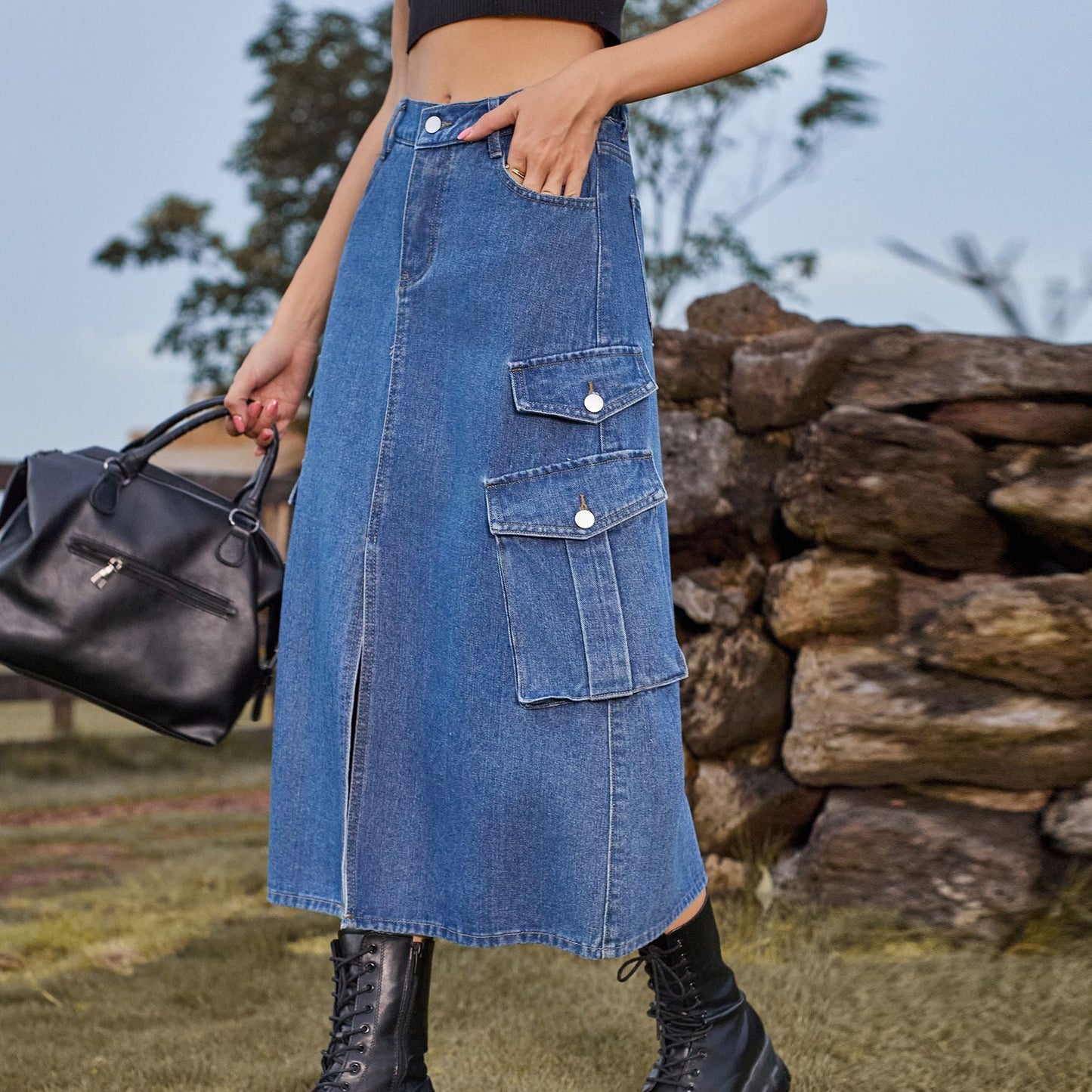 Jupe cargo pour femmes avec poches pratiques et coupe haute Chic und Stil-Short en jean-PARIS FEMME