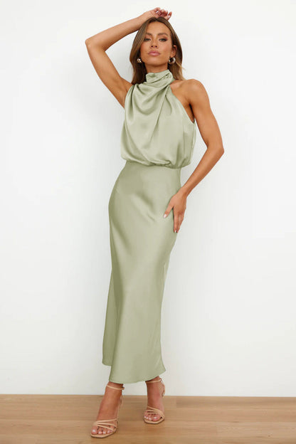 Robe de soirée satin encolure halter fluide – Amélie