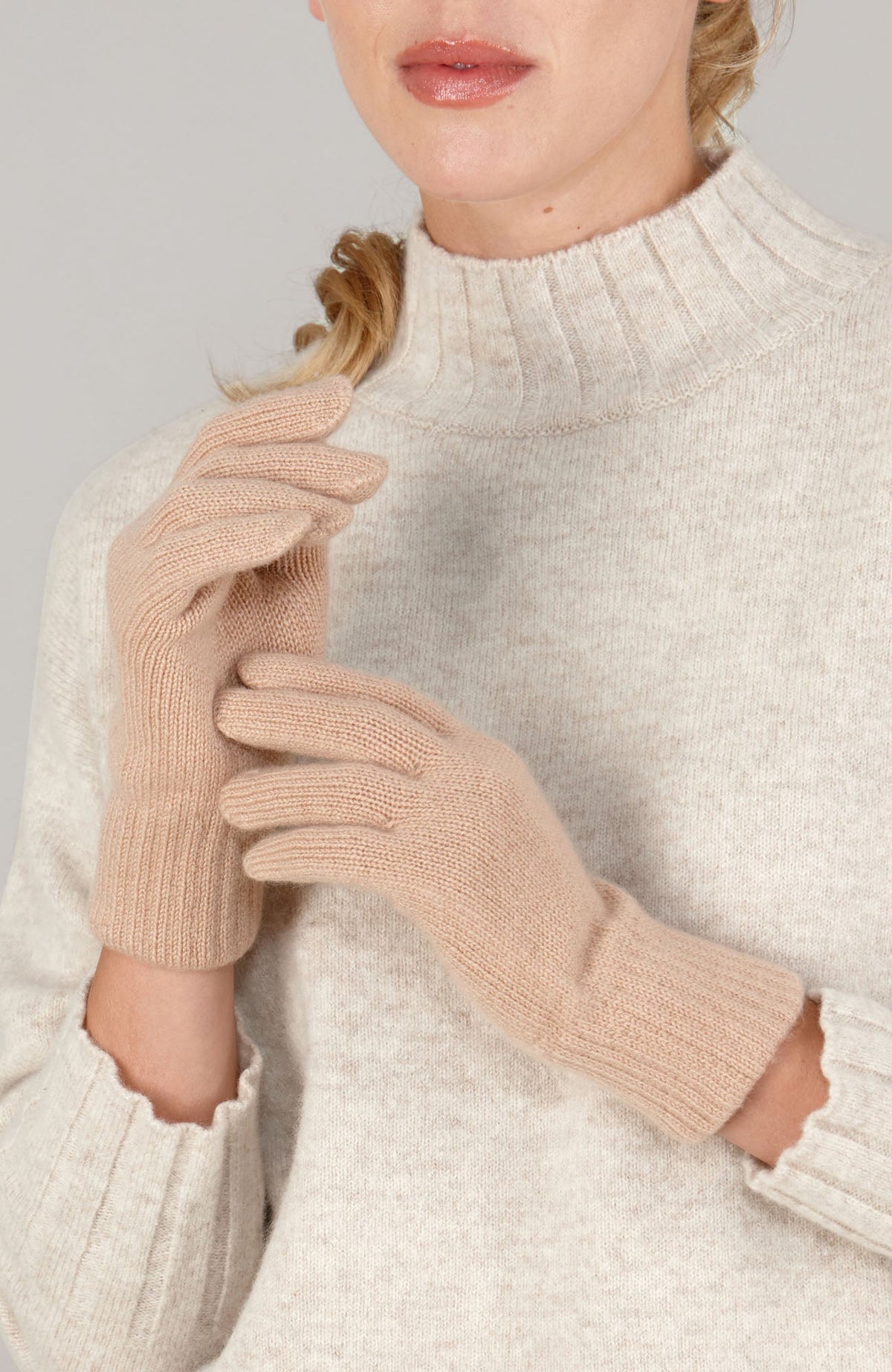 Gants femme cachemire 100% côtelés fabriqués en Grande-Bretagne