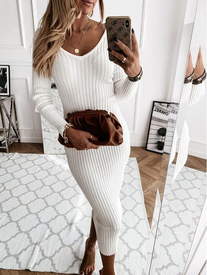 Robe pull femme midi col V manches longues en maille douce