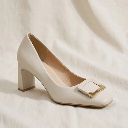 Escarpins slingback talon bloc femme bout carré avec boucle décorative