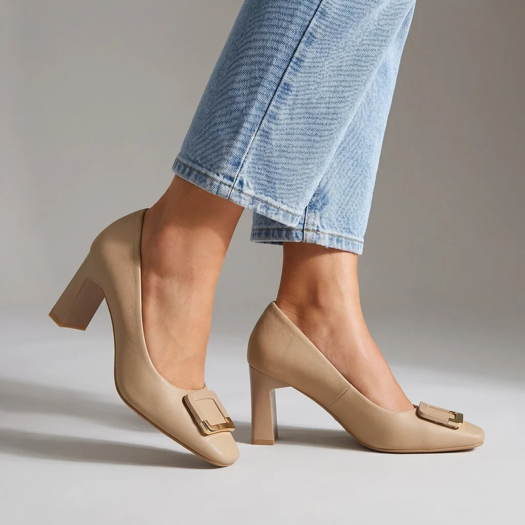 Escarpins slingback talon bloc femme bout carré avec boucle décorative