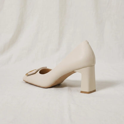 Escarpins slingback talon bloc femme bout carré avec boucle décorative