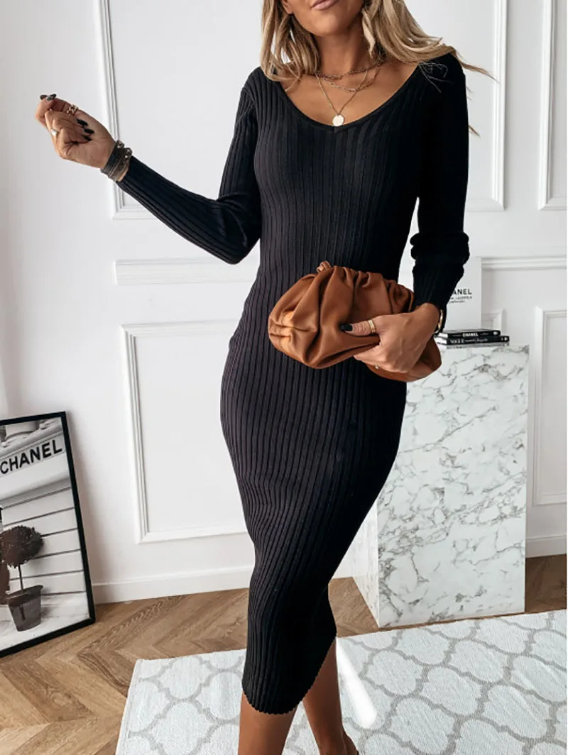 Robe pull femme midi col V manches longues en maille douce