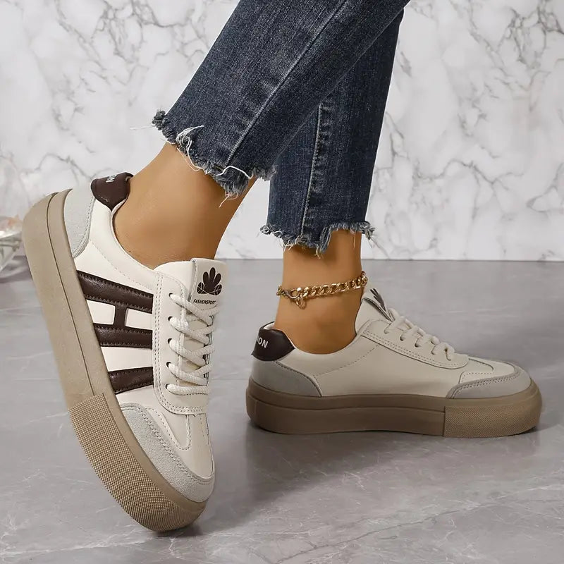 Baskets Designer Femmes - Élégance - Confort - Style-Chaussures-PARIS FEMME