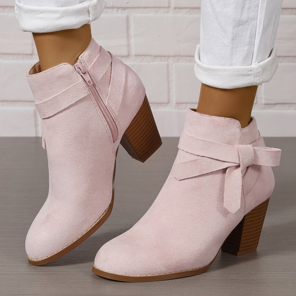 Bottines femme talon bloc bout pointu avec nœud décoratif et zip latéral