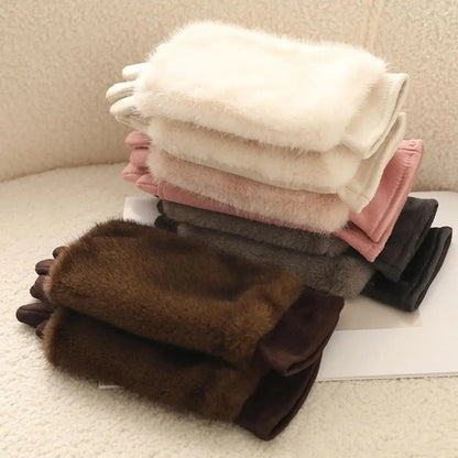 Gants suède femme tactiles avec bordure fourrure pour l'hiver