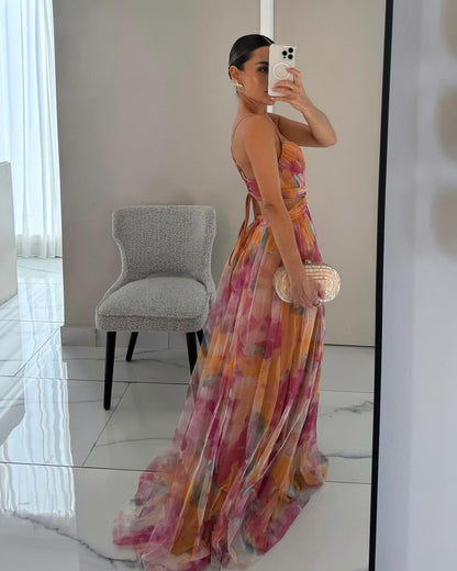 Robe de soirée maxi motif floral dos nu cintrée – Flora