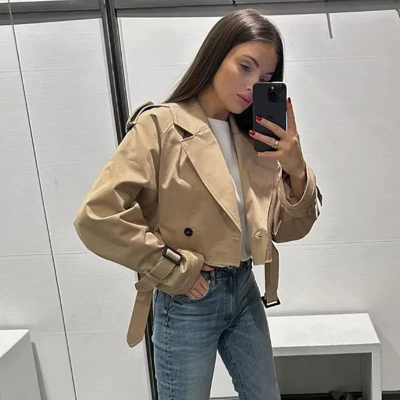 Manteau Court pour Femmes - Silhouette Boxy - Double Boutonnage - Manches à Ceinture