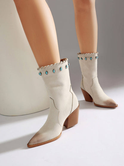 Bottines cowgirl femme bout pointu crème grande taille style western boho
