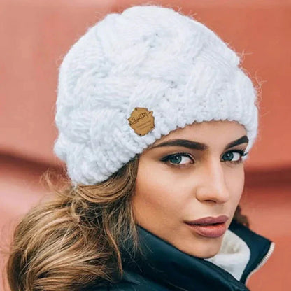 Bonnet tricoté femme laine doux et chaud pour l'hiver