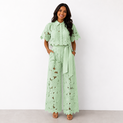 Ensemble deux pièces | Motif floral, manches ondulées | Confort