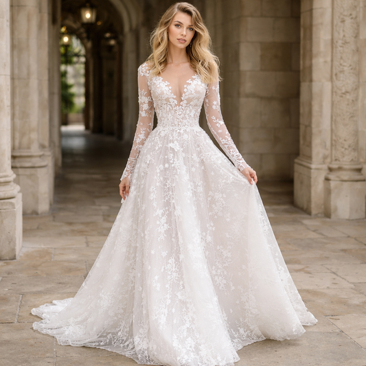 Robe de Mariée | Dentelle Semi-Ajustée | Blanc Élégant