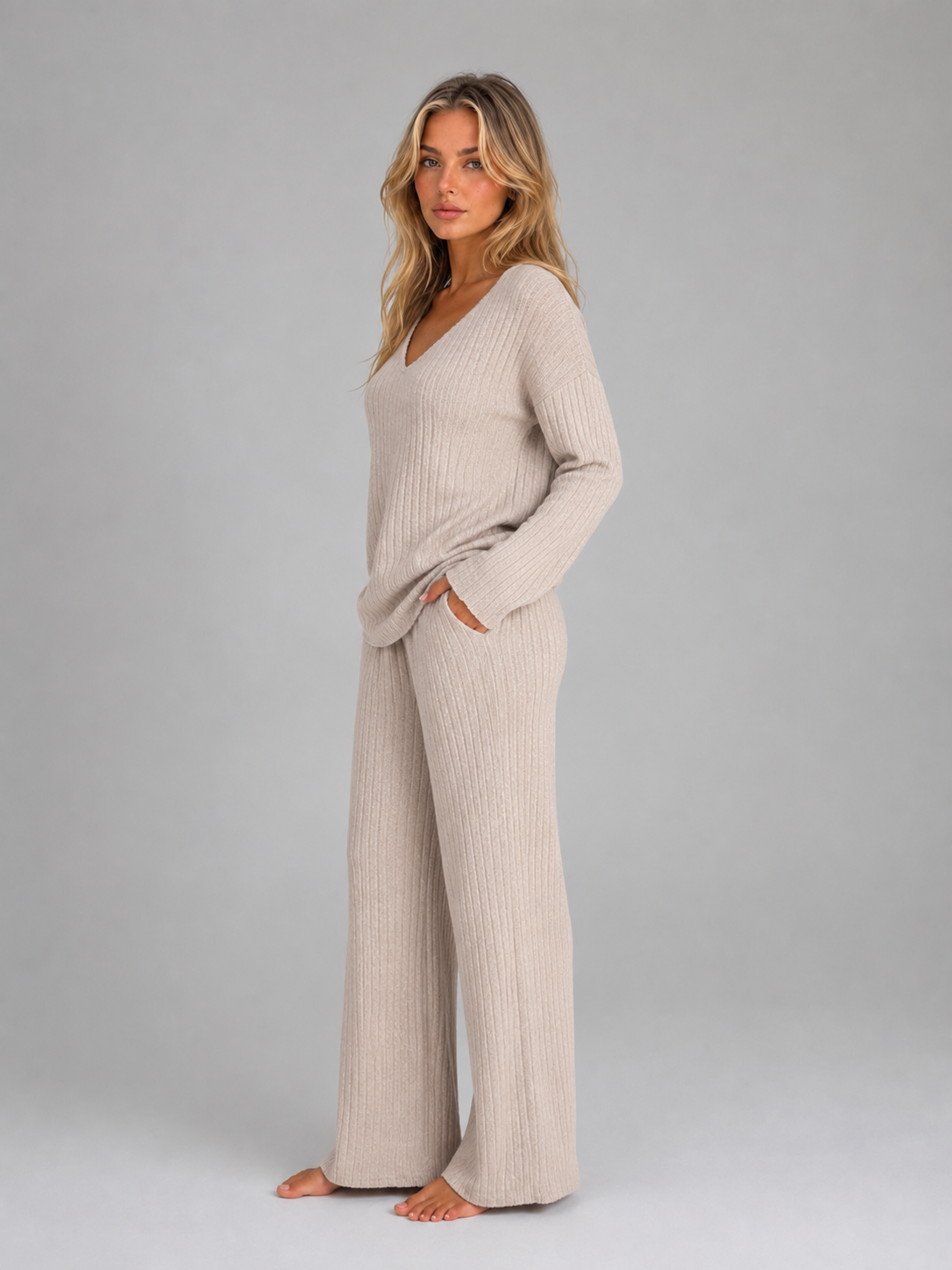 Ensemble loungewear femme tricoté col V pantalon large coupe relaxed