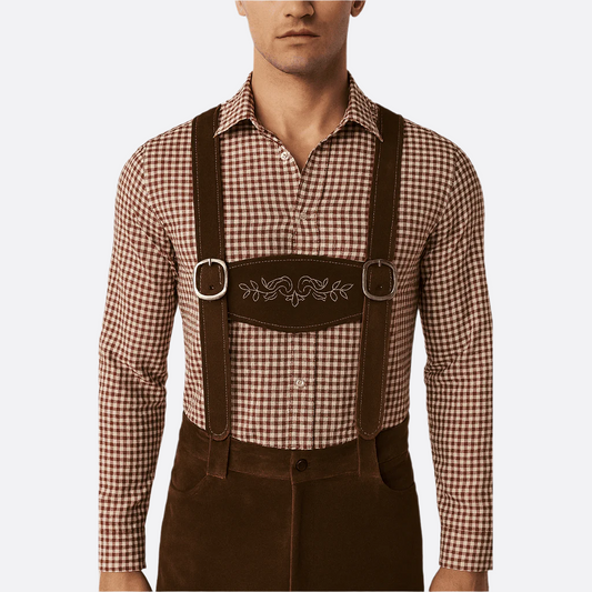 Traditionelle Herrenhose mit Hosenträgern - Leder - Bereit für das Oktoberfest