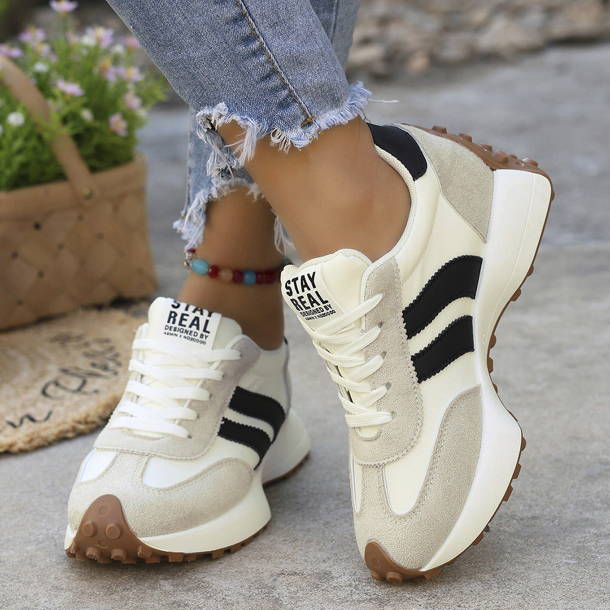Blanc / 43 EU | 9 UK | 11.5 US