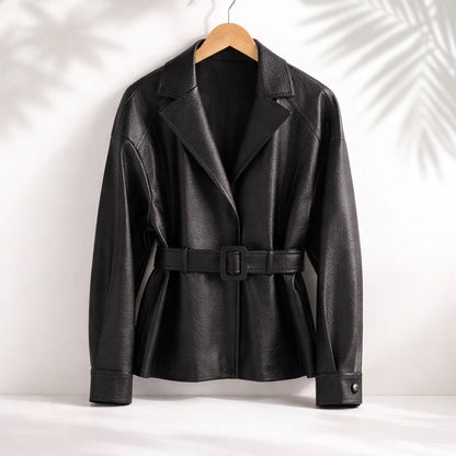 Veste femme simili cuir cintrée avec col en mouton