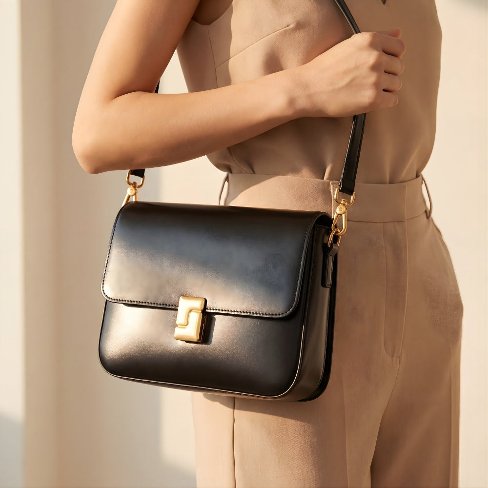 Sac à Main Vintage Cuir | Bandoulière Ajustable, Détails Or