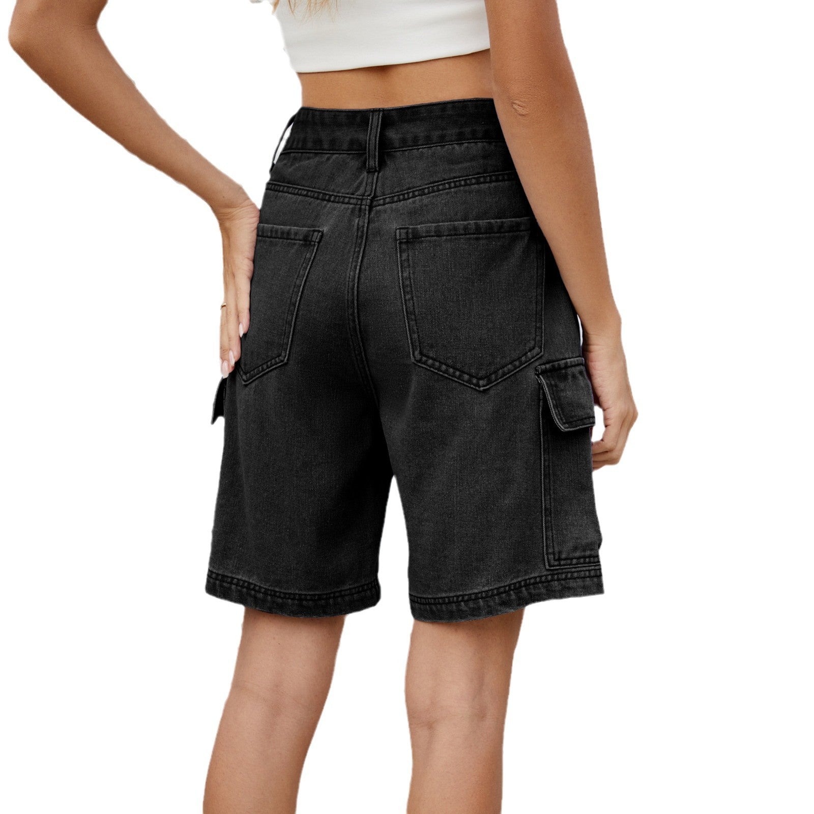 Shorts cargo femme avec poches latérales et taille haute Chic und Stil-Short en jean-PARIS FEMME