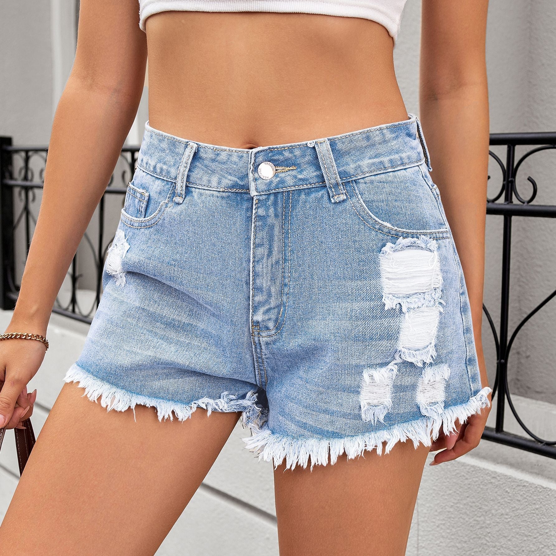 Shorts en jean déchirés pour femmes avec franges et taille haute Chic und Stil-Short en jean-PARIS FEMME