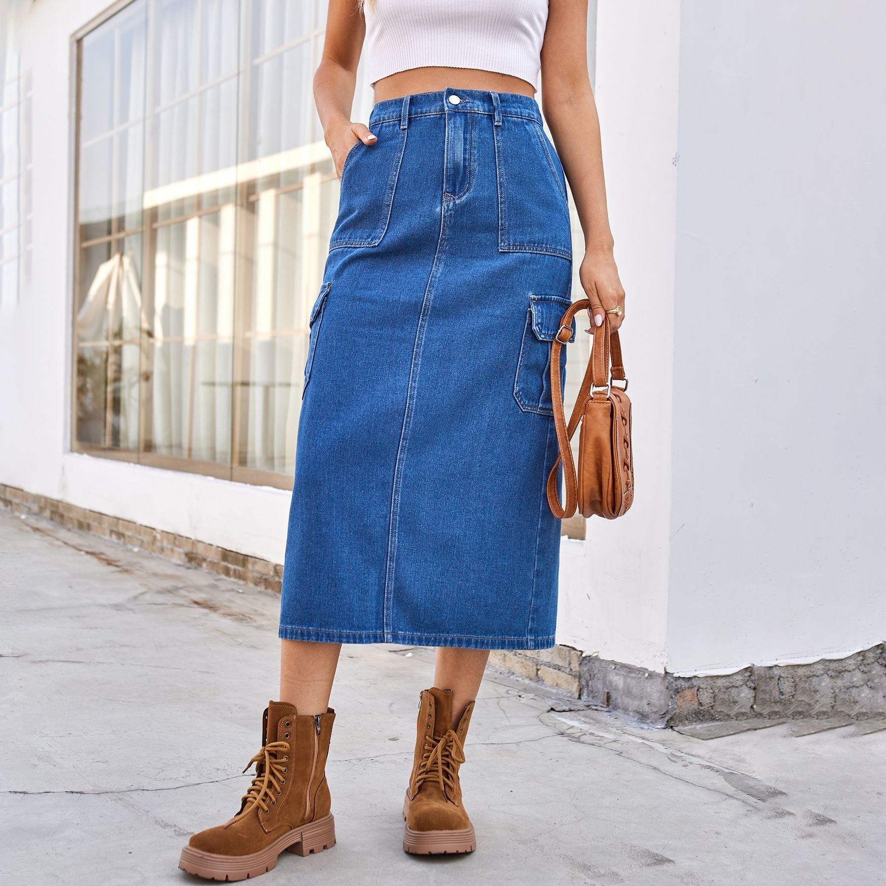 Jupe maxi cargo pour dames avec des poches latérales pratiques et une taille haute Chic und Stil-Short en jean-PARIS FEMME