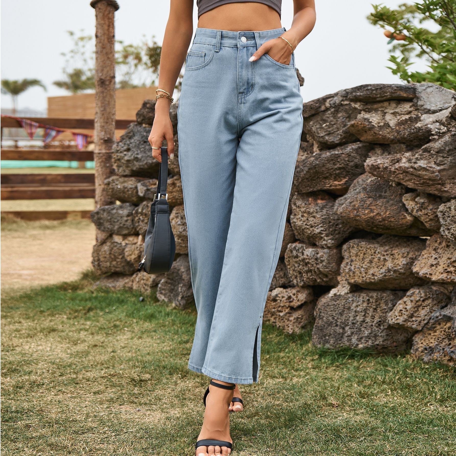 Jeans taille haute pour femmes avec jambe droite et poches latérales Chic und Stil-Jeans-PARIS FEMME