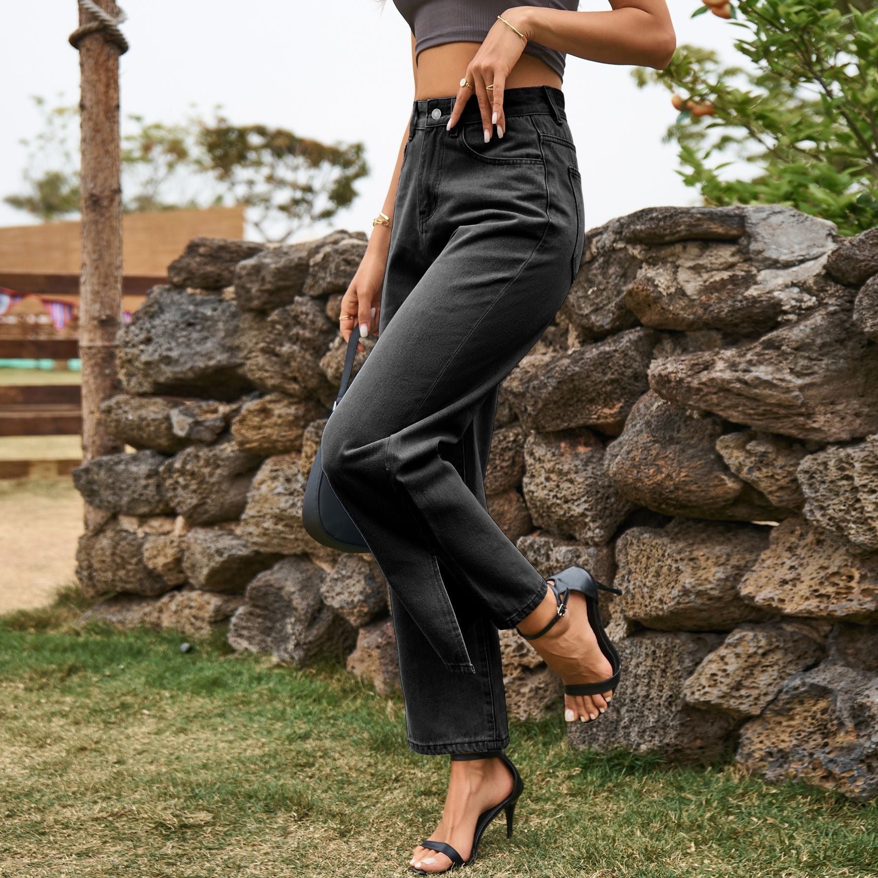 Jeans taille haute pour femmes avec jambe droite et poches latérales Chic und Stil-Jeans-PARIS FEMME