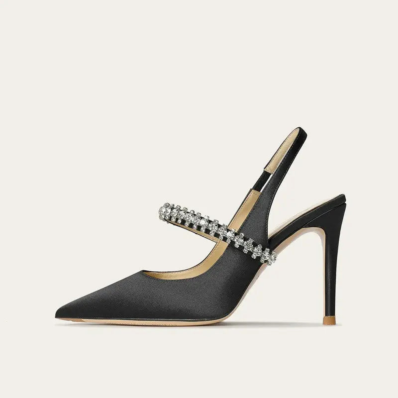 Escarpins slingback satin bout pointu talon aiguille avec bride strass