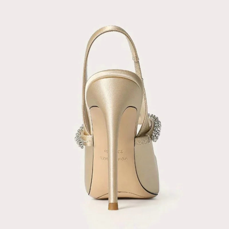 Escarpins slingback satin bout pointu talon aiguille avec bride strass