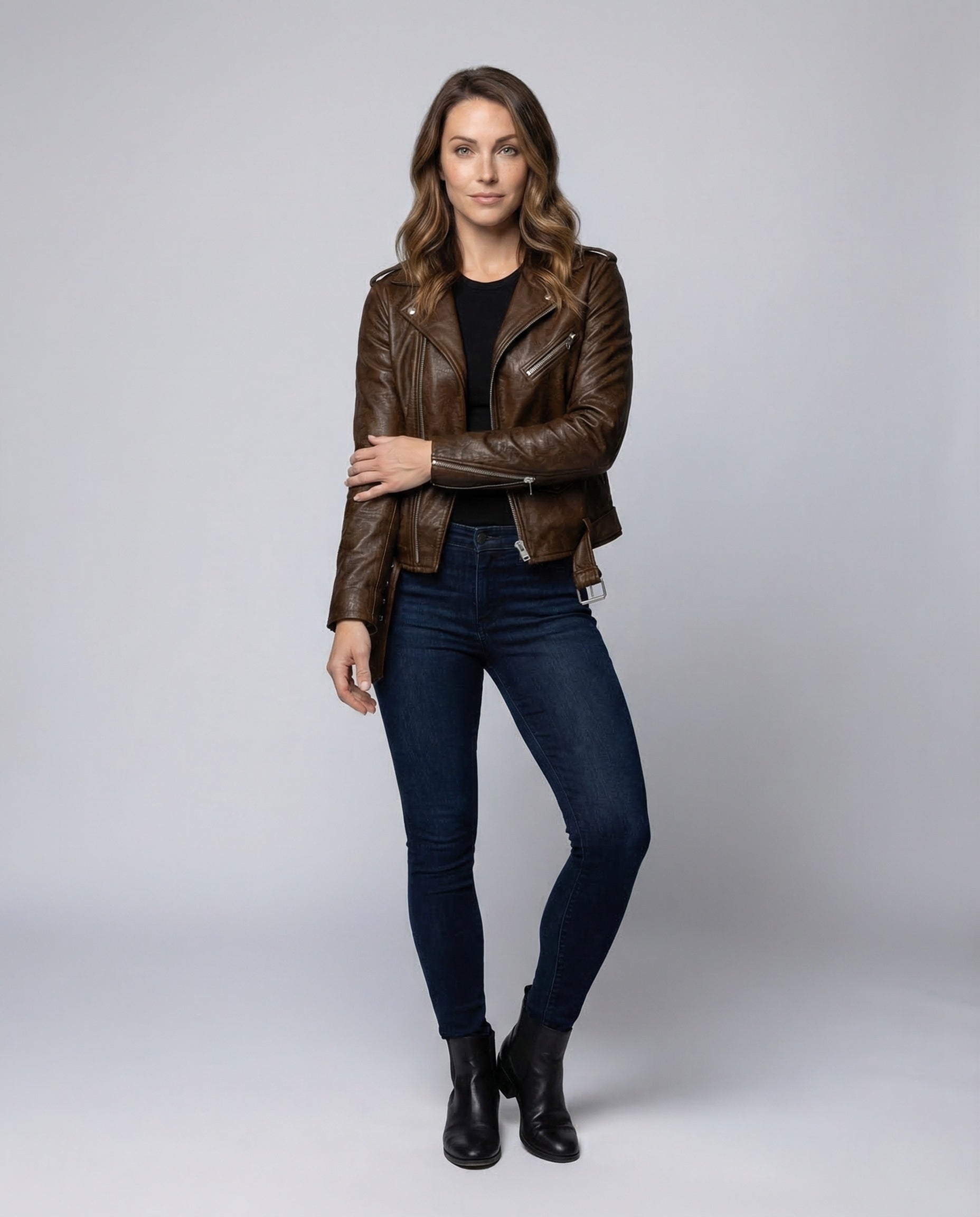 Veste motard femme cuir | Taillée, cuir véritable | Noir, marron