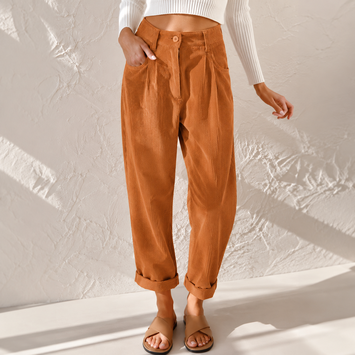 Pantalon velours femme taille haute côtelé coupe fuselée rétro