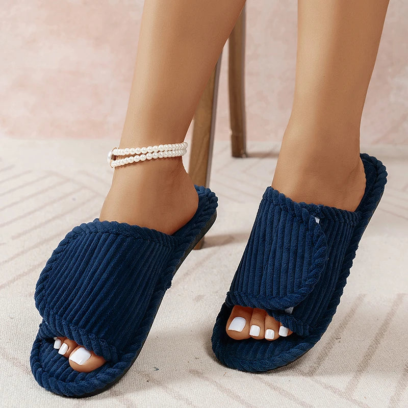 Pantoufles femme talon plat | Cordon ouvert, légères, antidérapantes