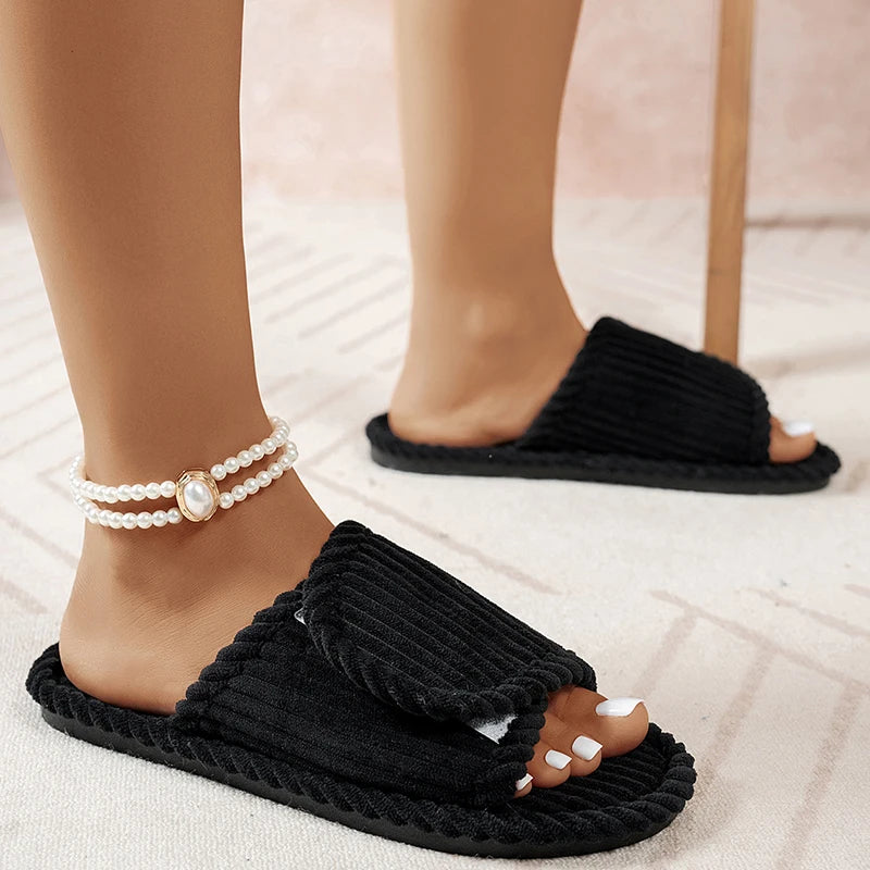 Pantoufles femme talon plat | Cordon ouvert, légères, antidérapantes