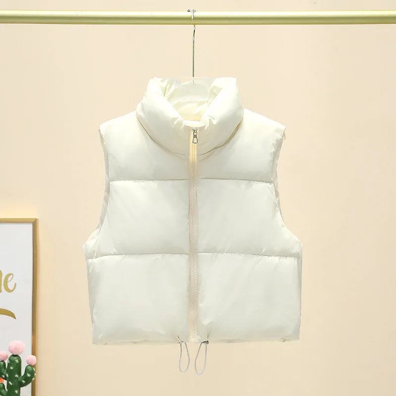 Doudoune courte femme sans manches col montant zippée coupe casual matelassée