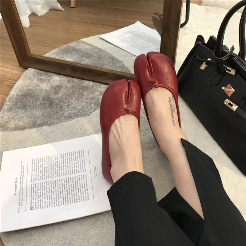 Ballerines Tabi pour femmes | Orteils séparés, cuir doux, chaussures plates brillantes