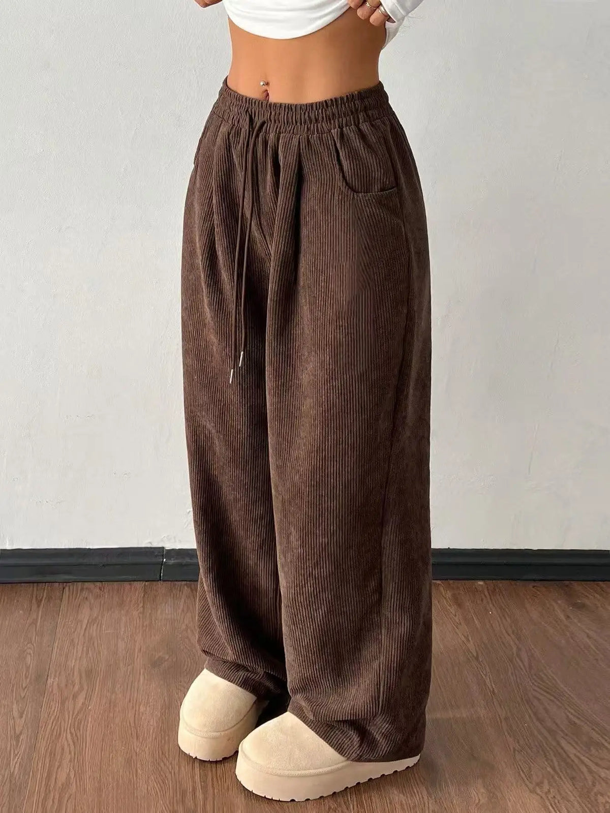 Pantalon velours femme taille élastique coupe large droite hiver