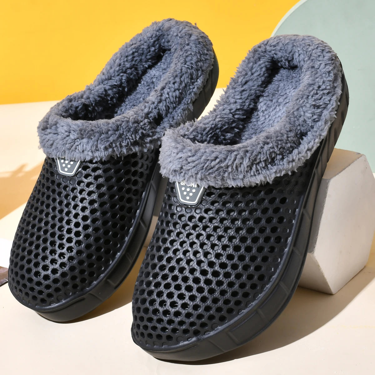 Chaussons femme hiver mules fourrées chaudes semelle épaisse EVA