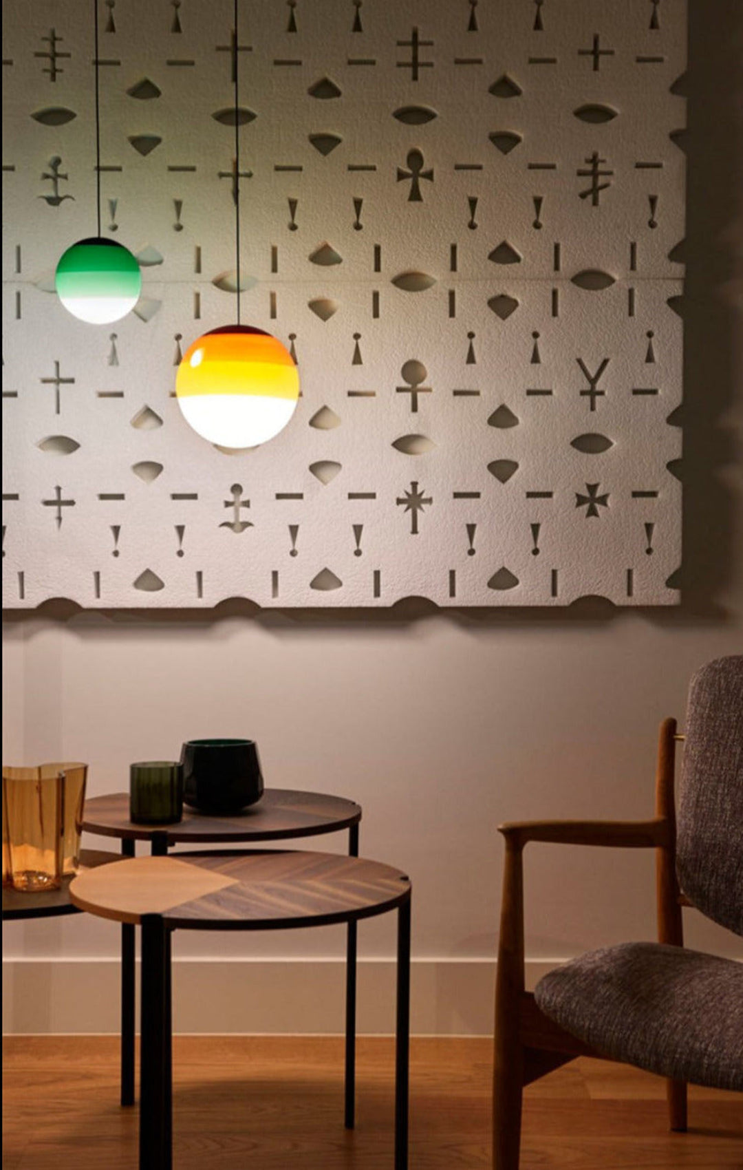 Lampe Suspendue Moderne avec Dégradé de Couleur – Économe en Énergie et Élégante