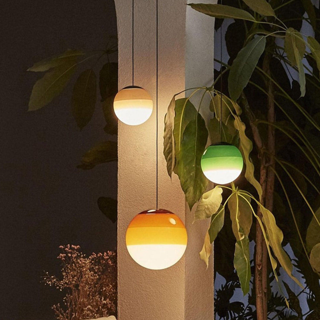 Lampe Suspendue Moderne avec Dégradé de Couleur – Économe en Énergie et Élégante