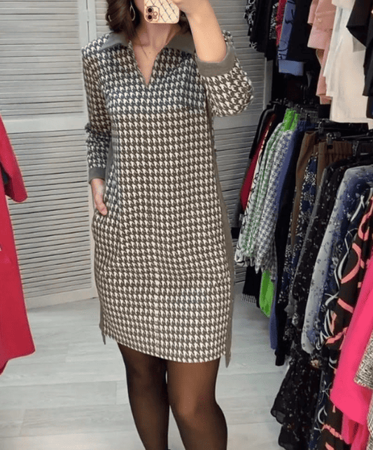 Robe élégante à col revers et motif tartan-Robes de Mode Tendance et Chic-PARIS FEMME