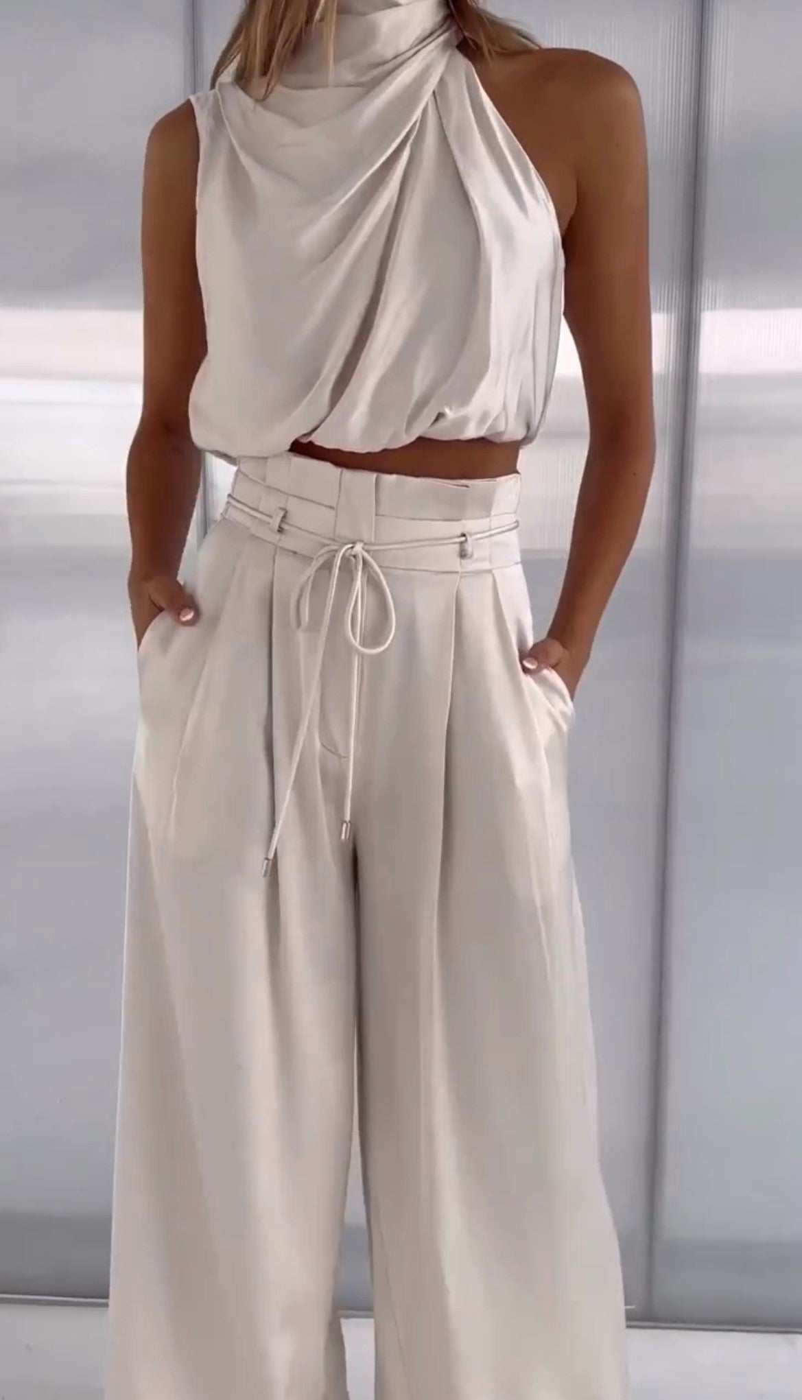 Ensemble Satin Femme | Haut Halter et Pantalon Jambe Large | Noir