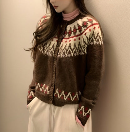 Pull femme tricoté vintage motif nordique color block islandais